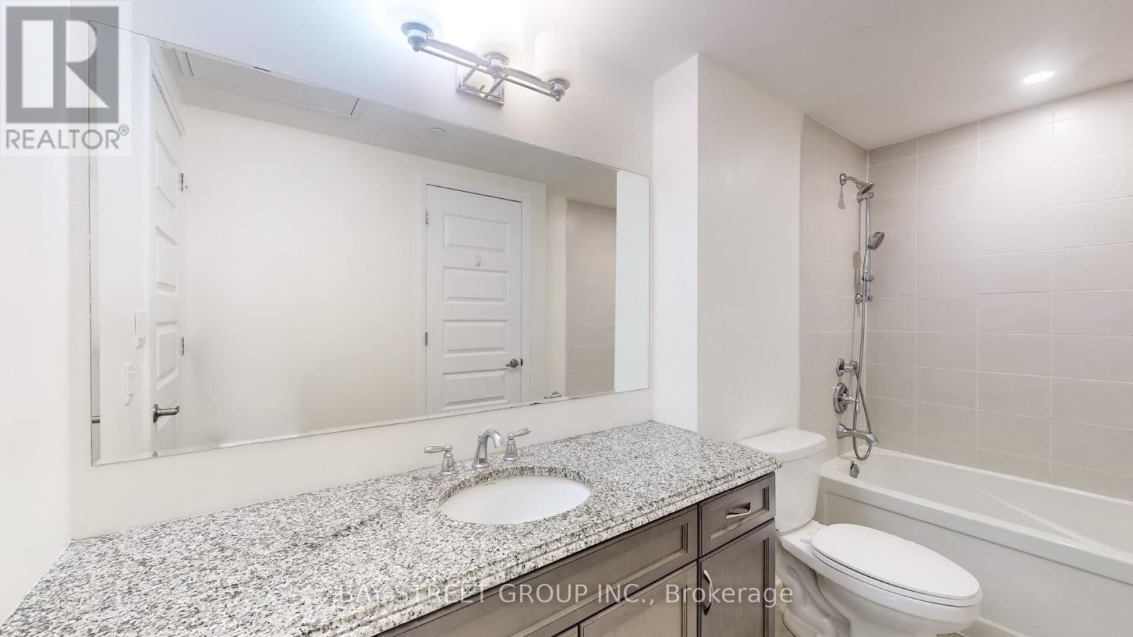 512-2 Adam Sellers Street, Markham, ON, L6B 1P2 - 10