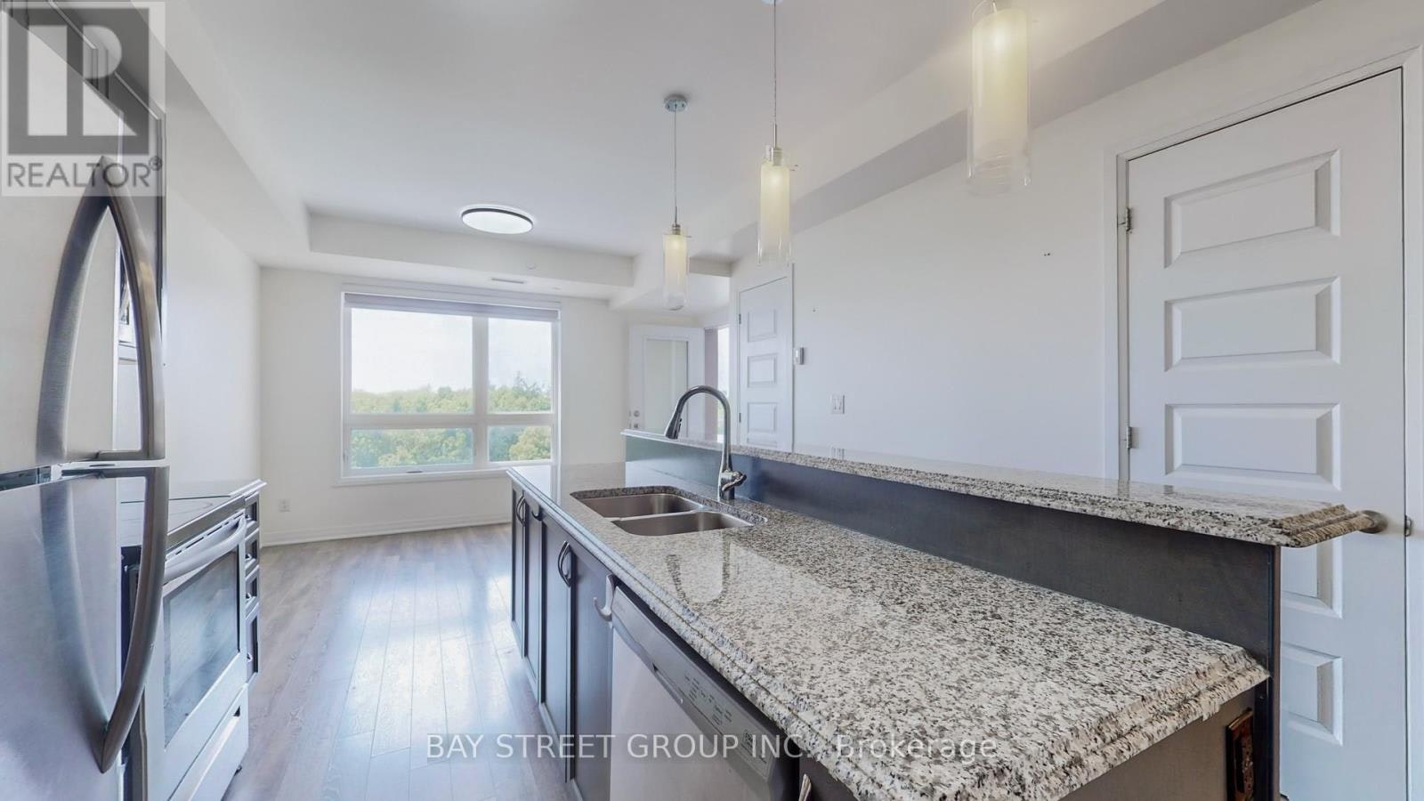 512-2 Adam Sellers Street, Markham, ON, L6B 1P2 - 7