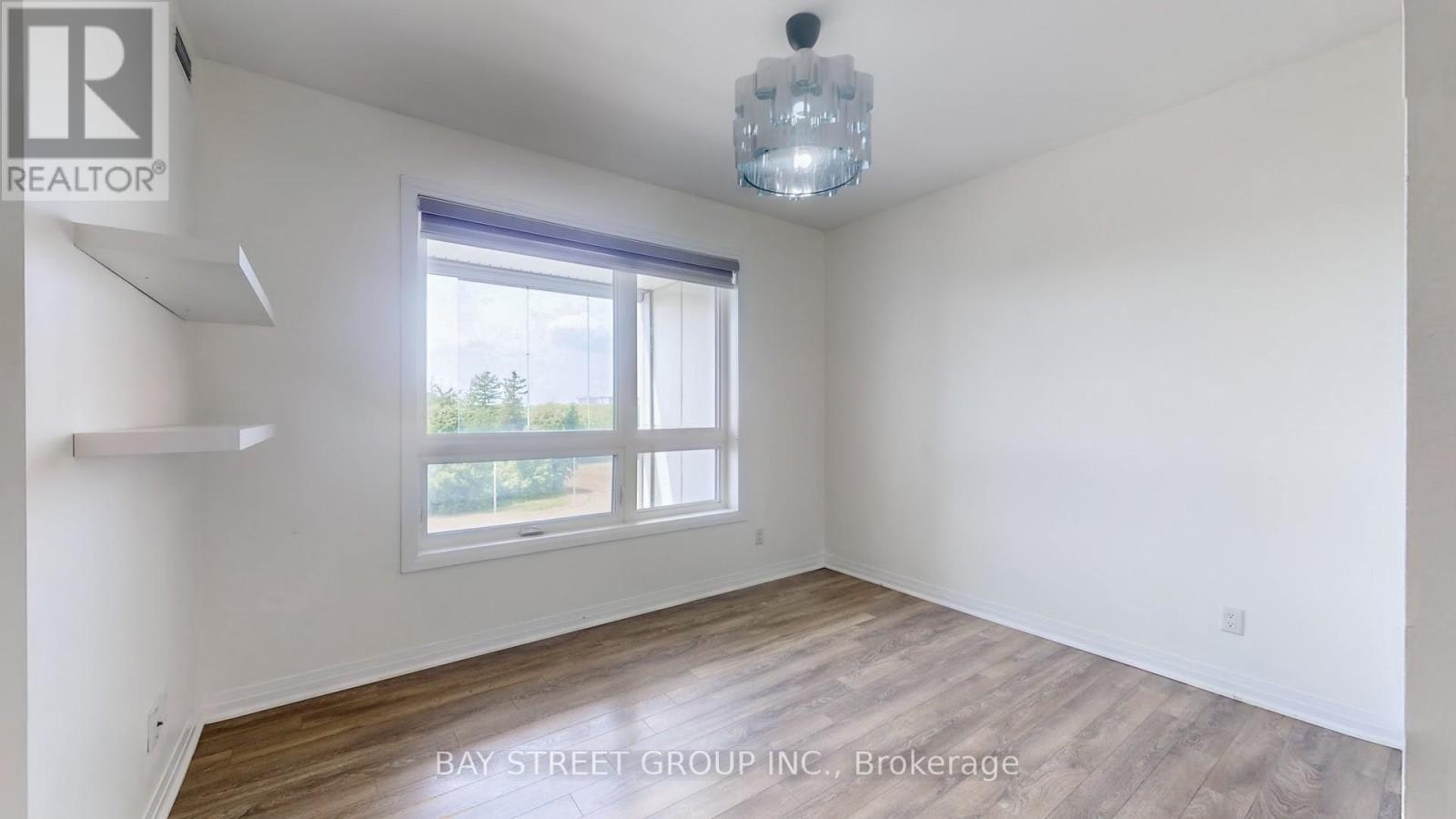 512-2 Adam Sellers Street, Markham, ON, L6B 1P2 - 12