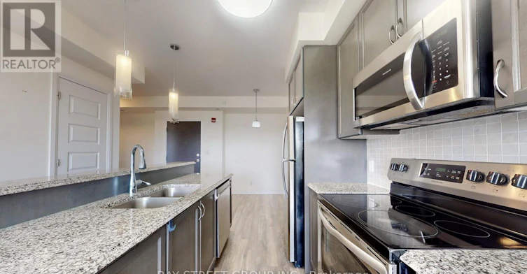 512-2 Adam Sellers Street, Markham, ON, L6B 1P2 - 3