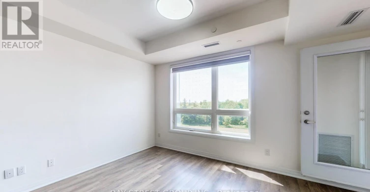 512-2 Adam Sellers Street, Markham, ON, L6B 1P2 - 13