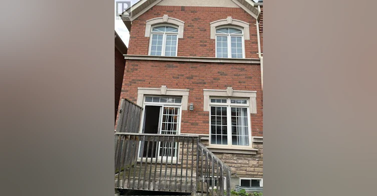 23 Spruce Pine Crescent, Vaughan, ON, L6A 4T3 - 18