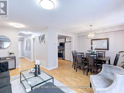302 Maciver Boulevard - 5