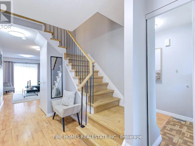 302 Maciver Boulevard - 4