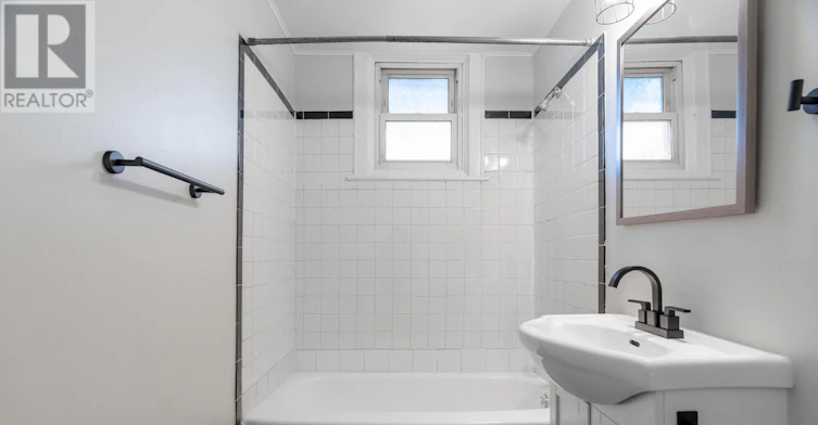 4-221 Hamilton Road E, London, ON, N5Z 1P9 - 6