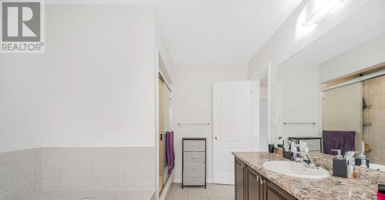 15 Seanesy Drive, Thorold, ON, L3B 0G5 - 22