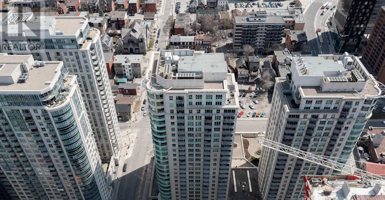 1112-234 Rideau Street, Ottawa, ON, K1N 0A9