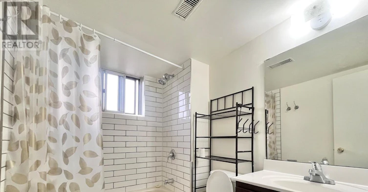 3A-1686 St Clair Avenue W, Toronto, ON, M6G 1C6 - 8