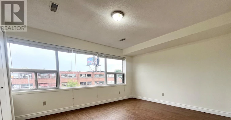 3A-1686 St Clair Avenue W, Toronto, ON, M6G 1C6 - 7