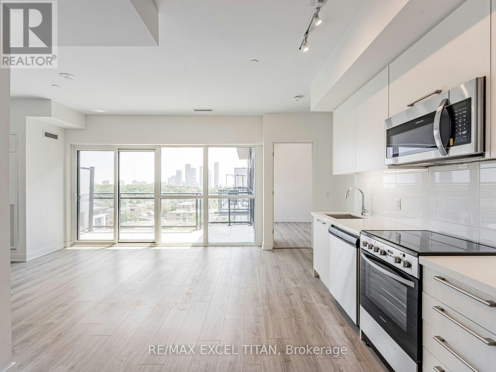 1012-25 Neighbourhood Lane, Toronto, ON, M8Y 0C4 - 6