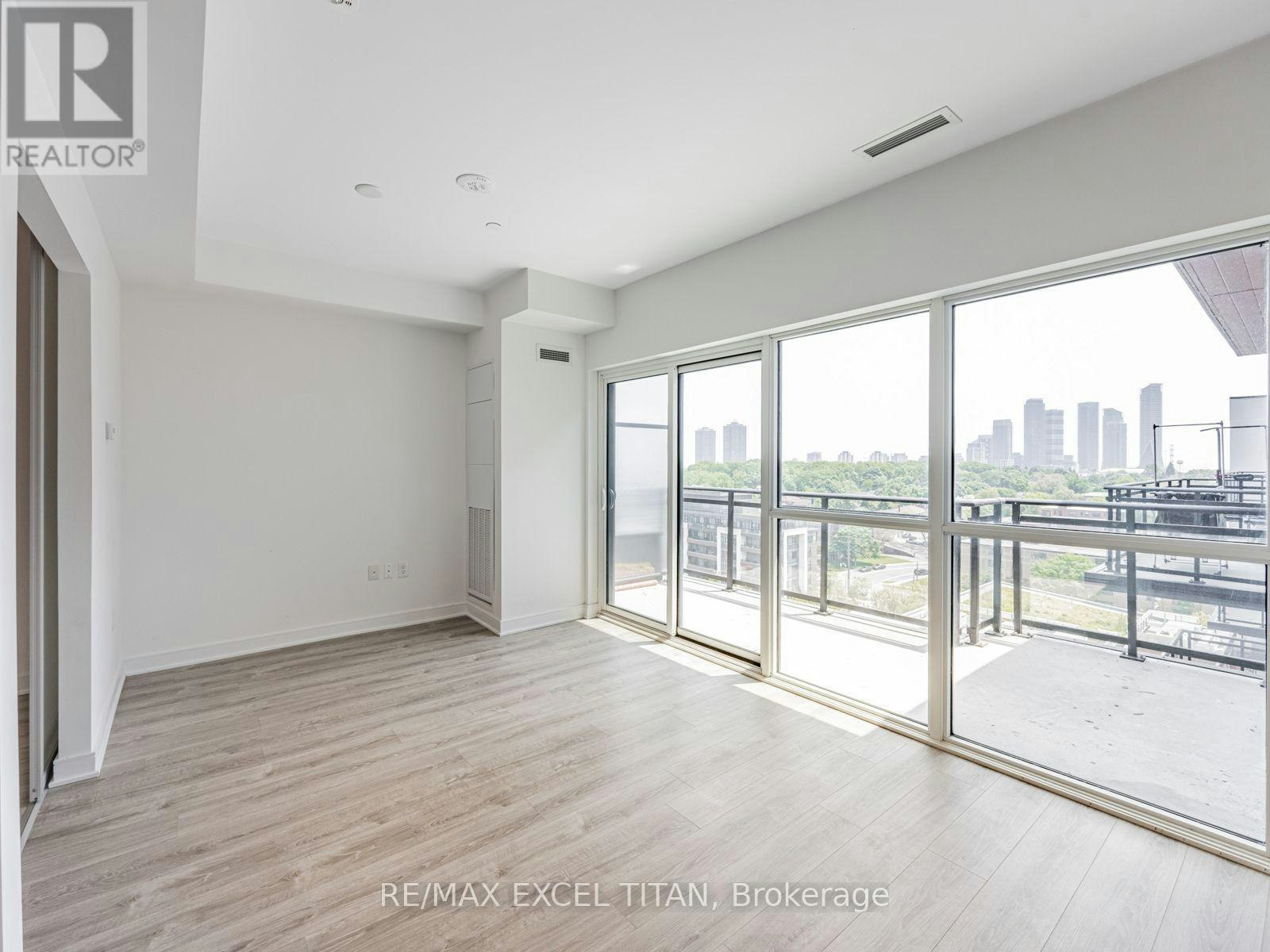 1012-25 Neighbourhood Lane, Toronto, ON, M8Y 0C4 - 5