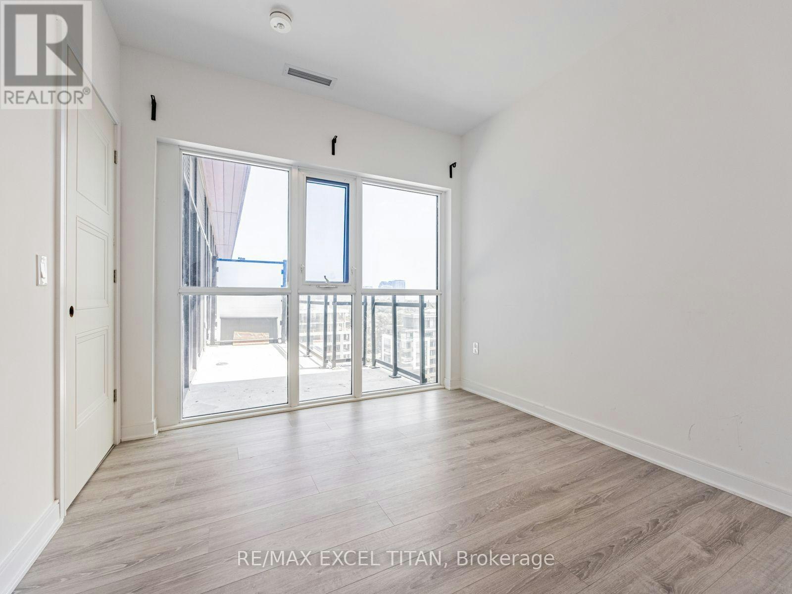 1012-25 Neighbourhood Lane, Toronto, ON, M8Y 0C4 - 14