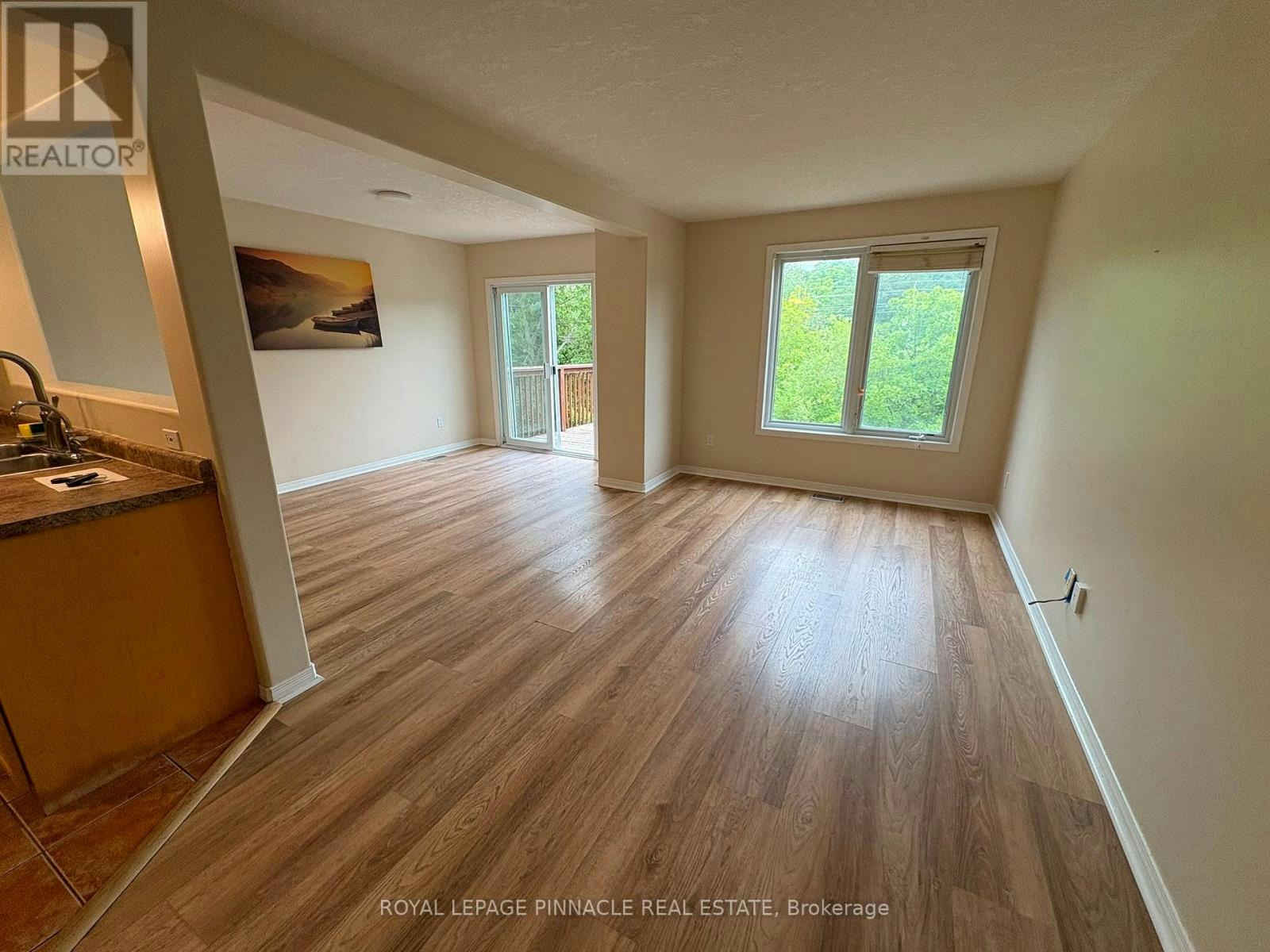 60 Everglade Crescent, Kitchener, ON, N2E 3Y6 - 7