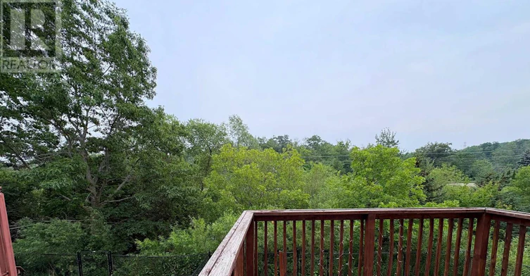 60 Everglade Crescent, Kitchener, ON, N2E 3Y6 - 9