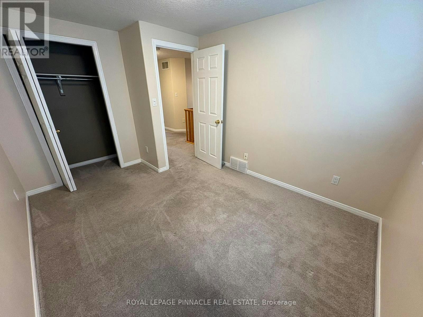 60 Everglade Crescent, Kitchener, ON, N2E 3Y6 - 27