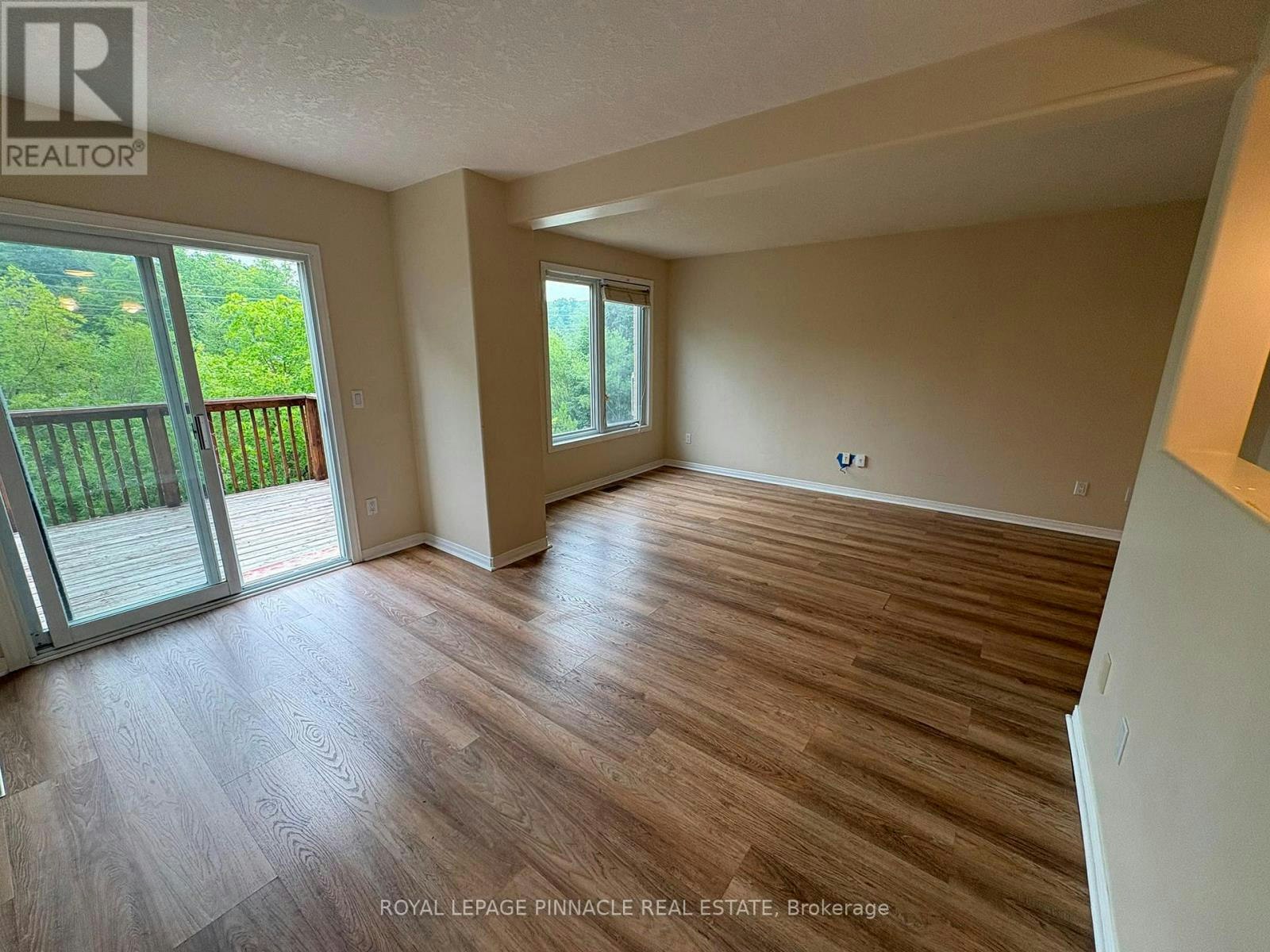 60 Everglade Crescent, Kitchener, ON, N2E 3Y6 - 14