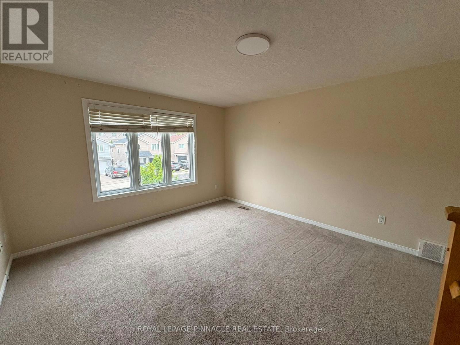 60 Everglade Crescent, Kitchener, ON, N2E 3Y6 - 19
