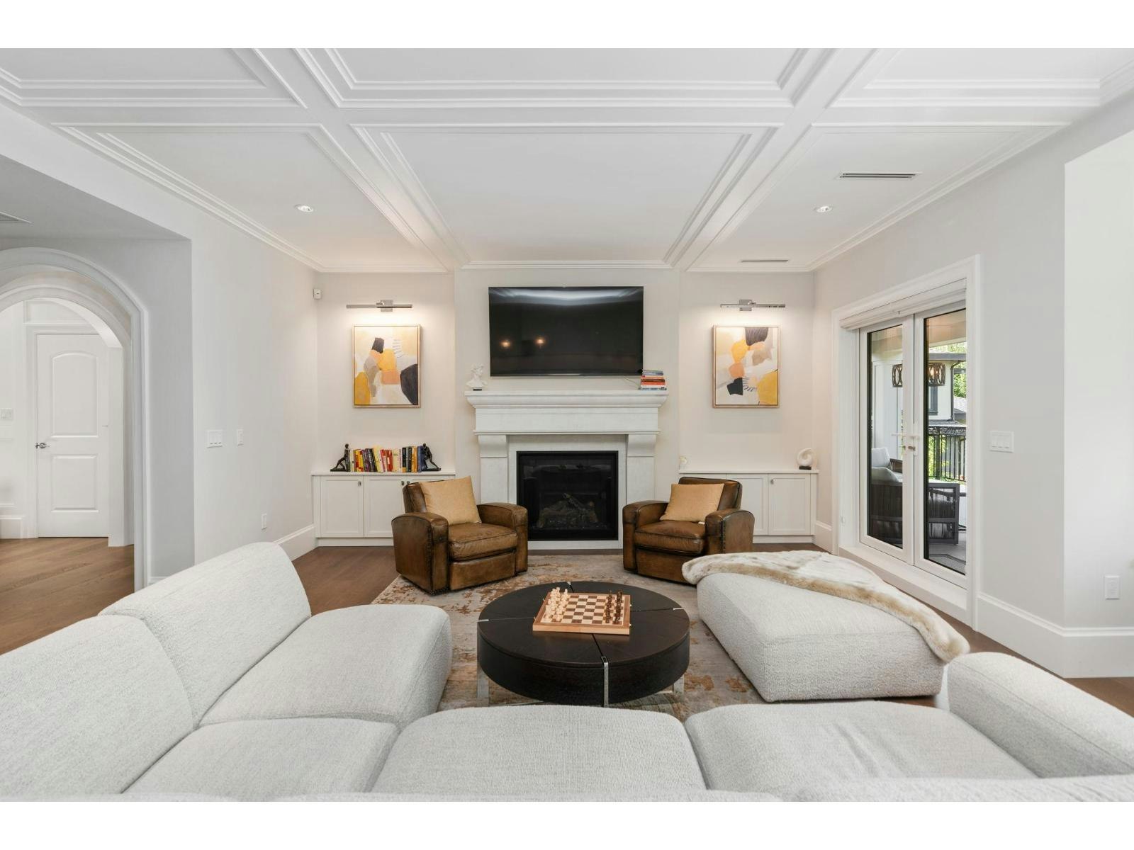 16539 29a Avenue - 3