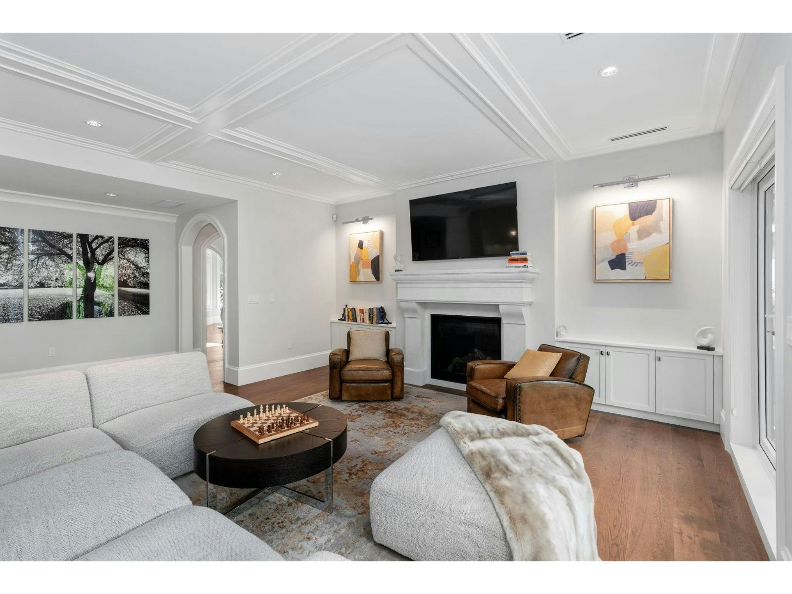 16539 29a Avenue - 4
