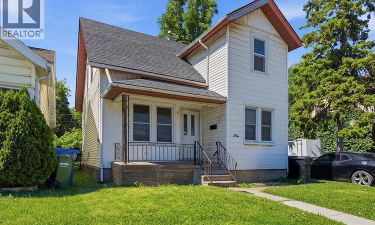 1596 College