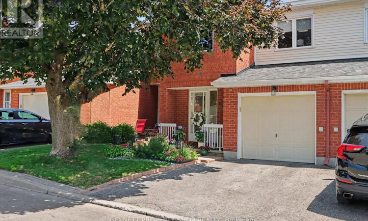 B-2 Maple Ridge Crescent