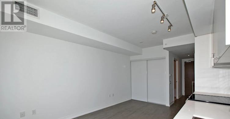 2107-251 Jarvis Street E, Toronto, ON, M5B 0C3 - 9