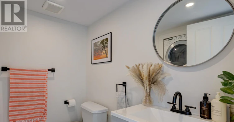 403-393 King Street E, Toronto, ON, M5A 1L3 - 9