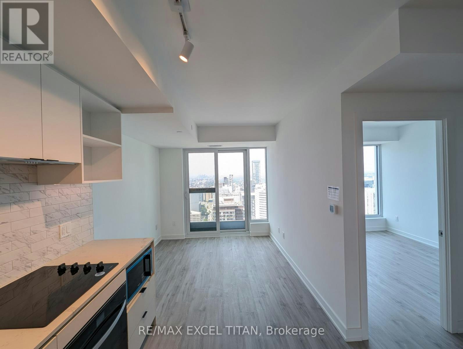 5616-252 Church Street, Toronto, ON, M5B 0E6 - 2