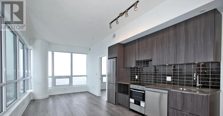 3504-395 Bloor Street E, Toronto, ON, M4W 0B4 - 2