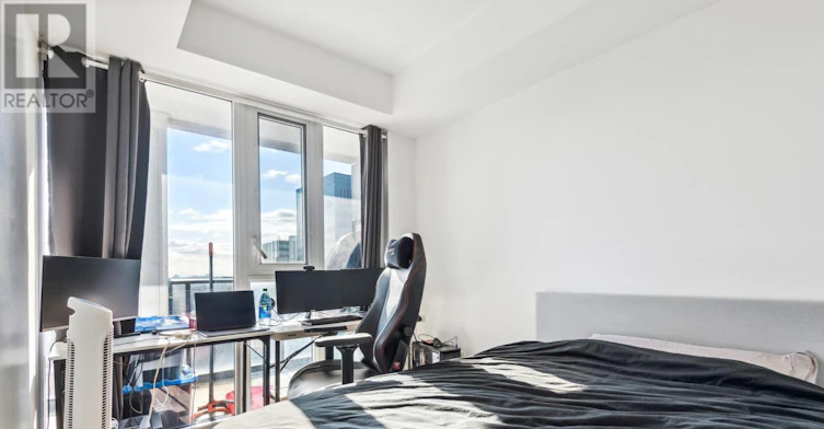 2213-20 Edward Street, Toronto, ON, M5G 1C9 - 19