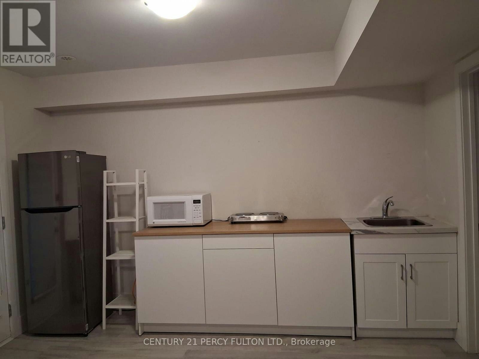 1 Sydney Circle, Vaughan, ON, L4H 4R2 - 4