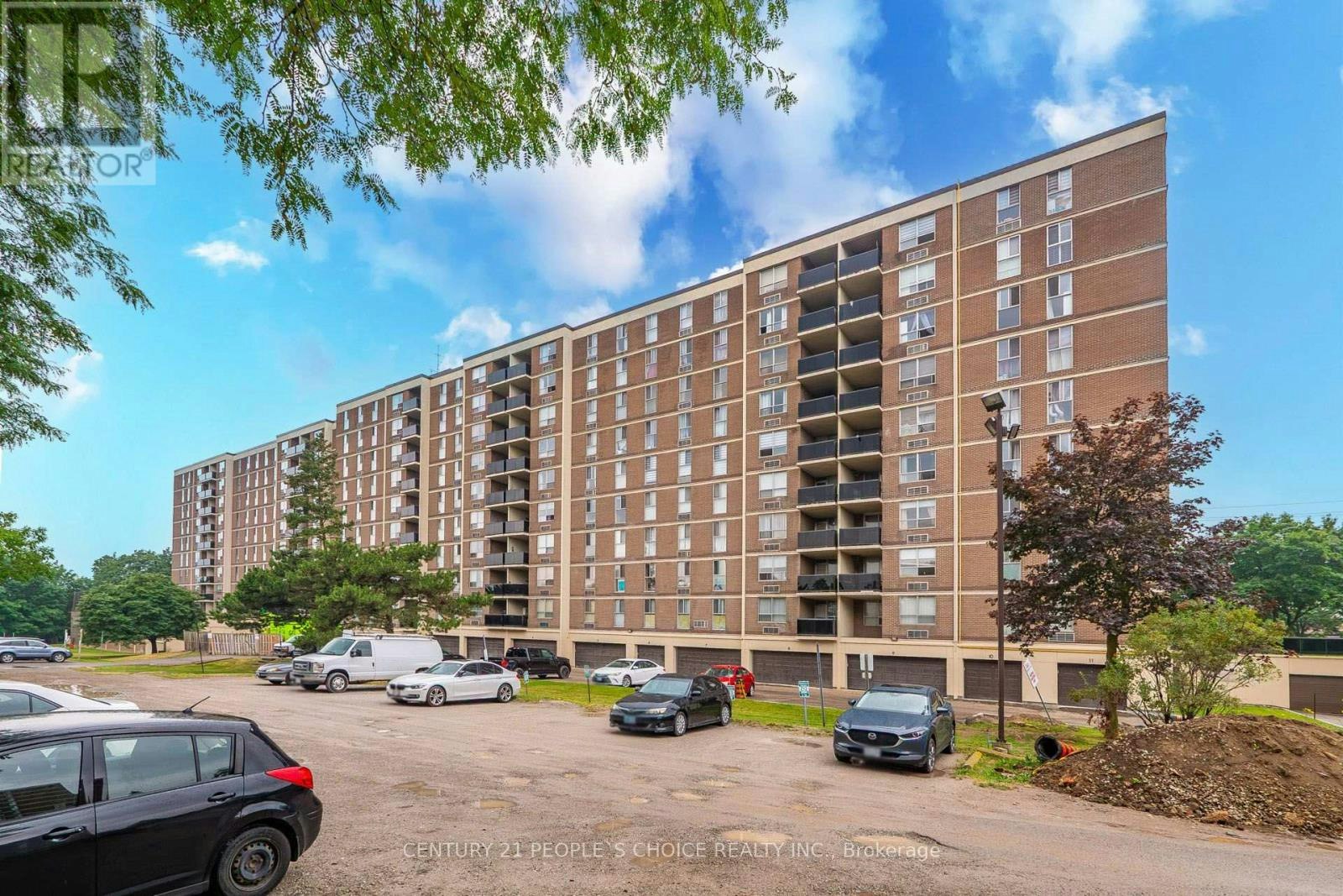 814-2825 Islington Avenue, Toronto, ON, M9L 2K1