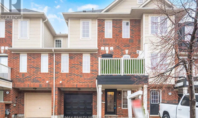 932 Sprague Place