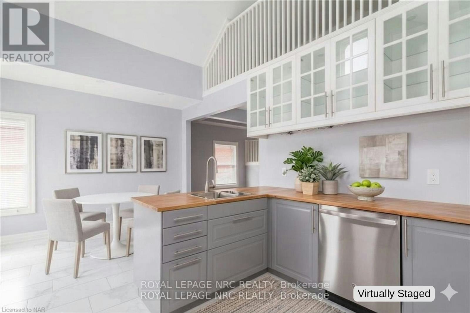 UPPER-6 Clark Street, St. Catharines, ON, L2R 5G2 - 3