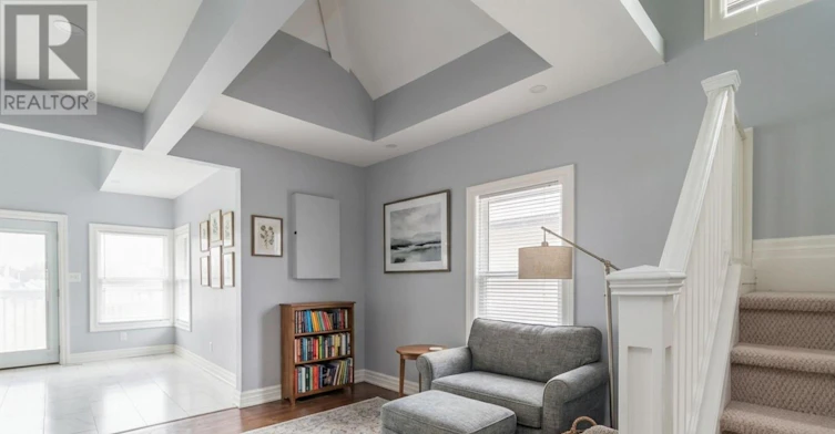 UPPER-6 Clark Street, St. Catharines, ON, L2R 5G2 - 8