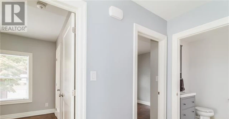 UPPER-6 Clark Street, St. Catharines, ON, L2R 5G2 - 13