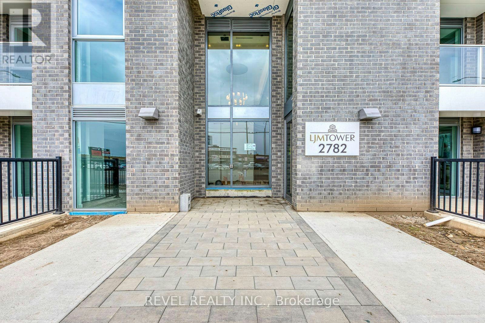 1107-2782 Barton Street E, Hamilton, ON, L8E 0L3 - 3