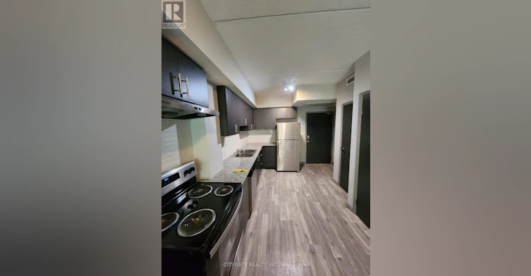B115-275 Larch Street, Waterloo, ON, N2L 3R2 - 3