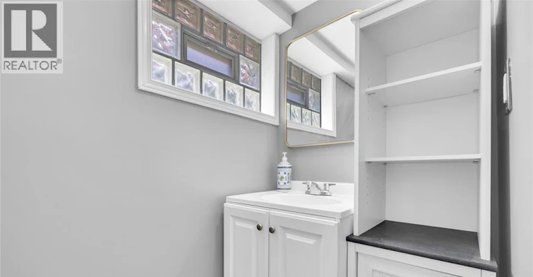 521 Windermere, Windsor, ON, N8Y 3C9 - 28