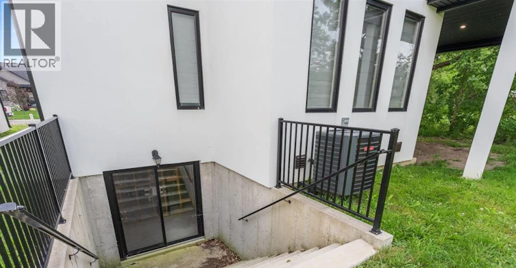 93 Belleview, Kingsville, ON, N0R 1B0 - 41