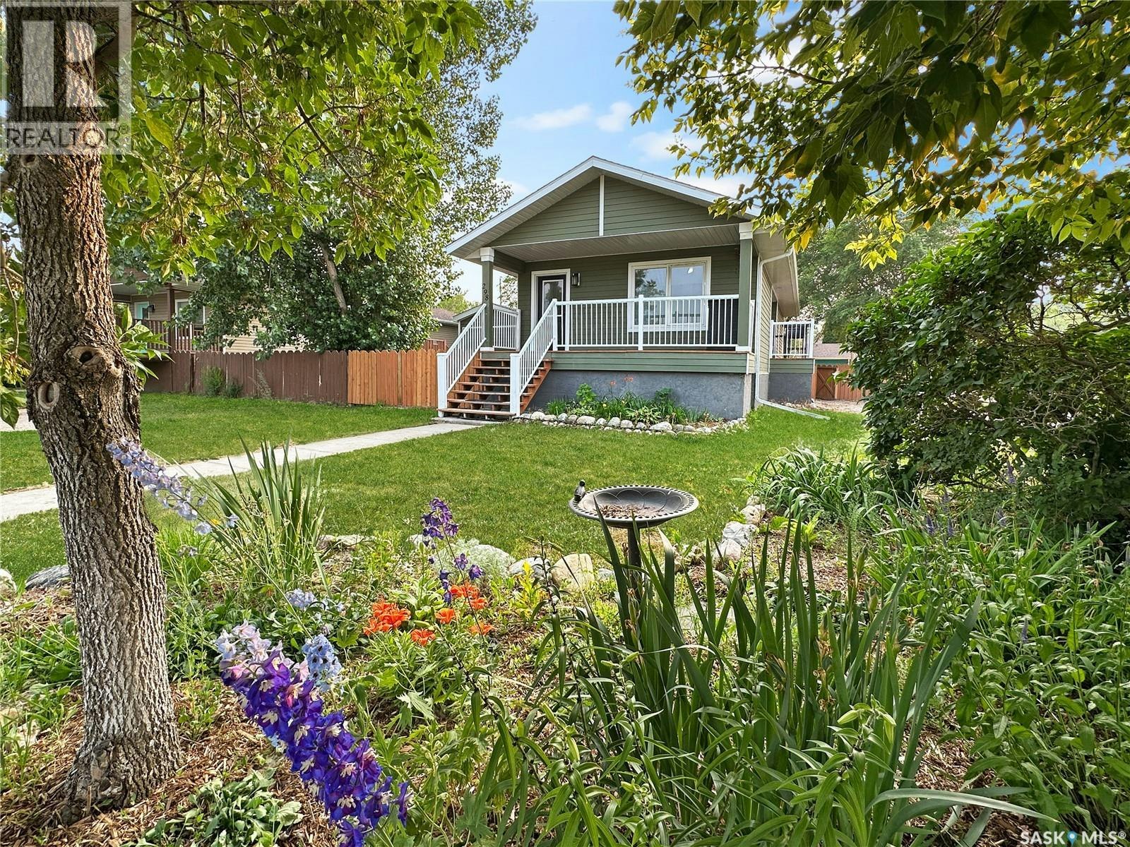 298 Craigleith Avenue N, Qu'appelle, SK, S0G 1S0