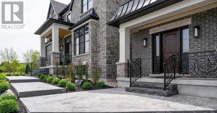 101 Grindelwald Court, Blue Mountains, ON, L9Y 0Z8 - 2