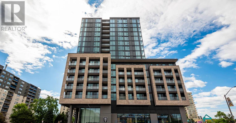 702-86 Dundas Street E, Mississauga, ON, L5A 1W4 - 2