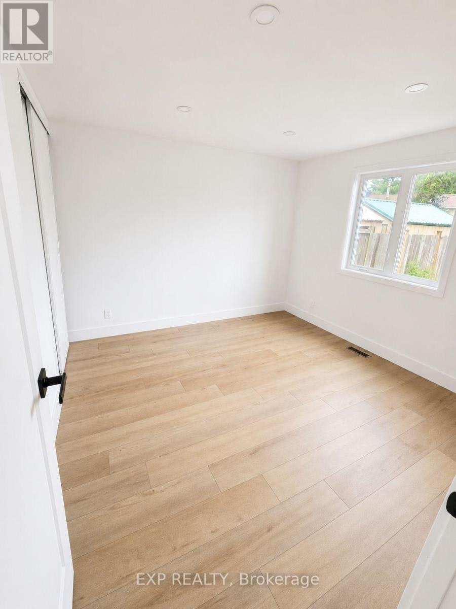 A-428 Hatfield Crescent, Ottawa, ON, K1E 1M8 - 9