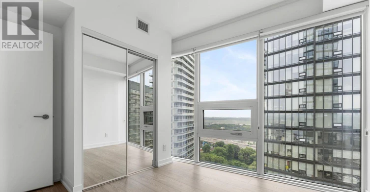 2206-19 Western Battery Road, Toronto, ON, M6K 0E3 - 8