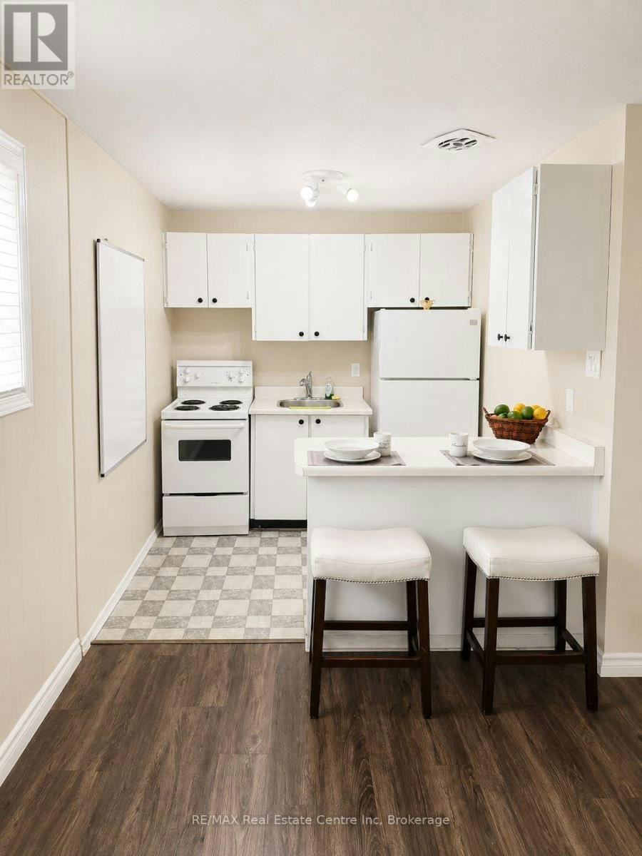 102-57 Conroy Crescent, Guelph, ON, N1G 2V5 - 10