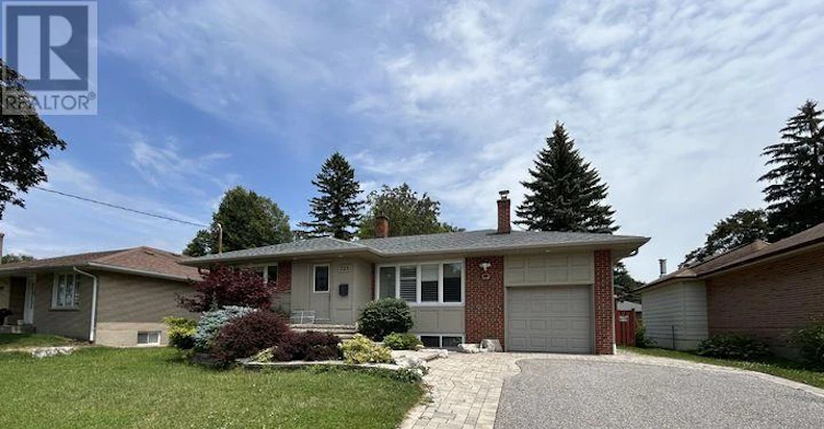 BSMT-223 Warden Wilson Avenue, Whitby, ON, L1N 5L2