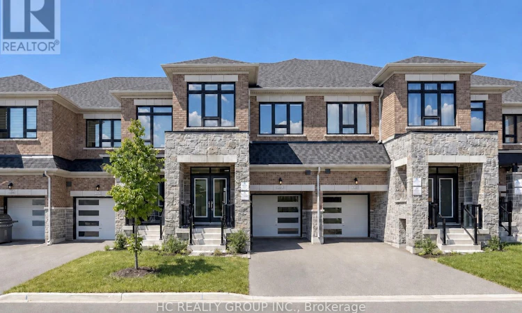 8 Hewison Avenue