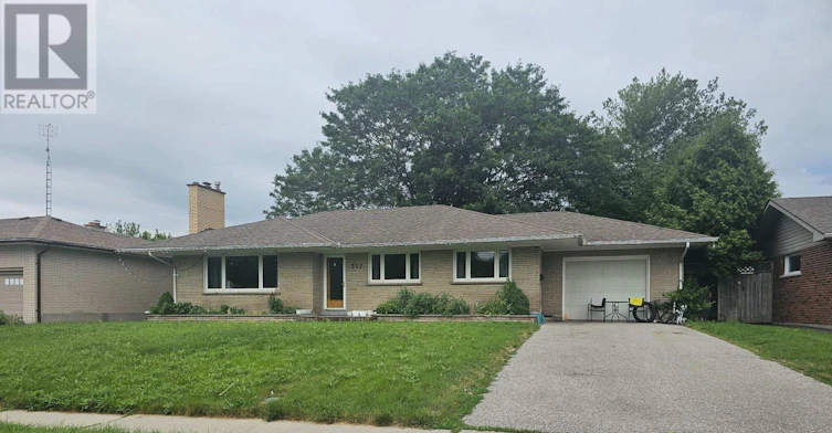 317 Farewell Street, Oshawa, ON, L1H 6L8