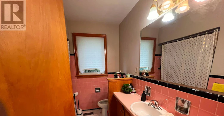 317 Farewell Street, Oshawa, ON, L1H 6L8 - 8
